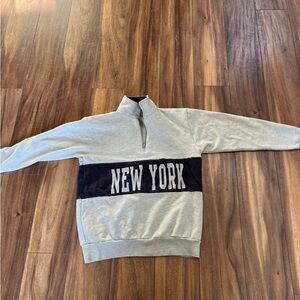 John Gault New York quarter zip size small